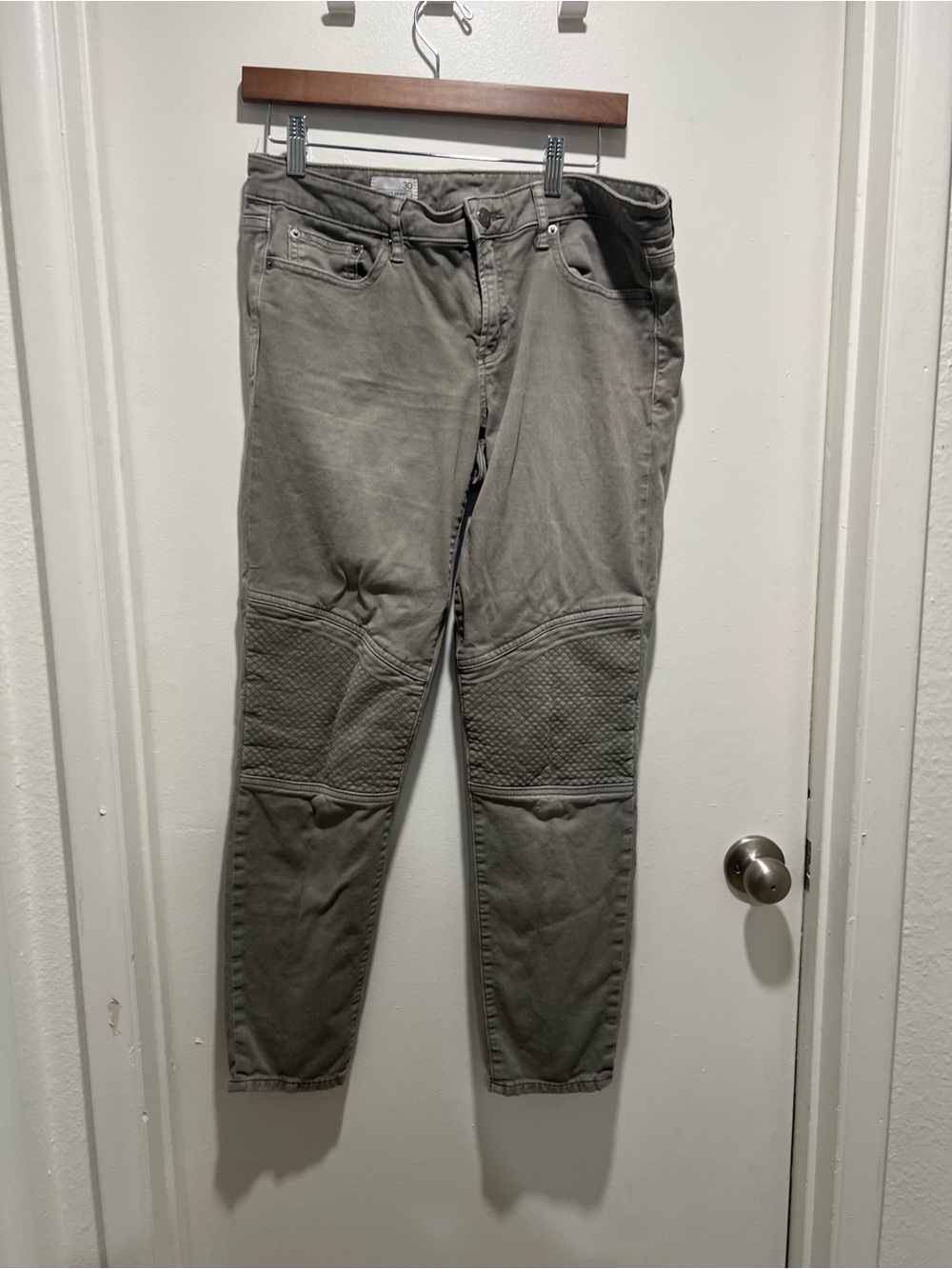 Women's Olive Green Quilted Knee Skinny Pants
